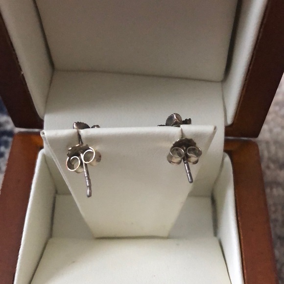 Marcasite and Pearl Drop Earrings - Picture 5 of 5